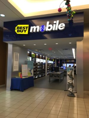 Loja da best buy mobile no Metrotown mall em Vancouver